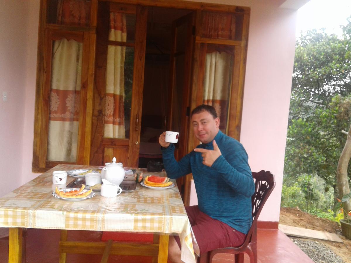 Yoho Nilmini Homestay Ella Bagian luar foto